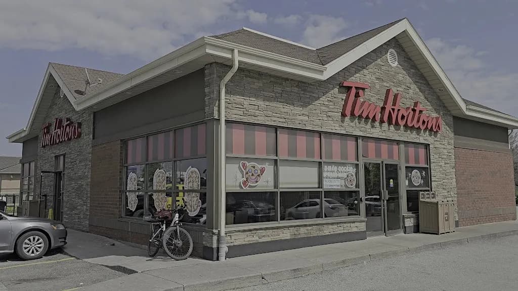 Tim Hortons storefront and interior at 3555 Major Mackenzie Dr, Vaughan, ON