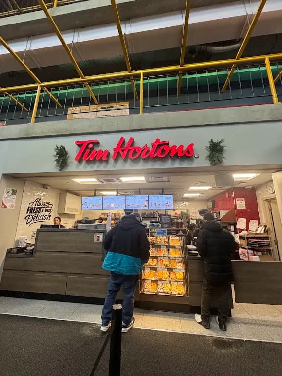Tim Hortons storefront and interior at 200 University Ave W, Waterloo, ON