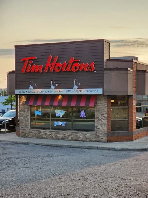 Tim Hortons storefront and interior at 384 King St N, Waterloo, ON
