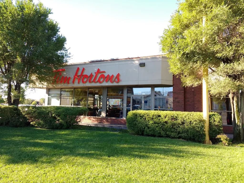 Tim Hortons storefront and interior at 960 Av De Bourgogne, Quebec, QC