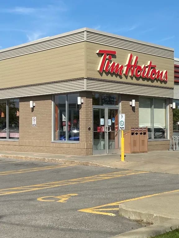 Tim Hortons storefront and interior at 115 Rang St Pierre, Saint-constant, QC