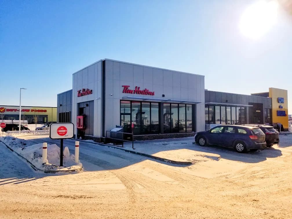Tim Hortons storefront and interior at 200-930 Centenial Blvd, Warman, SK
